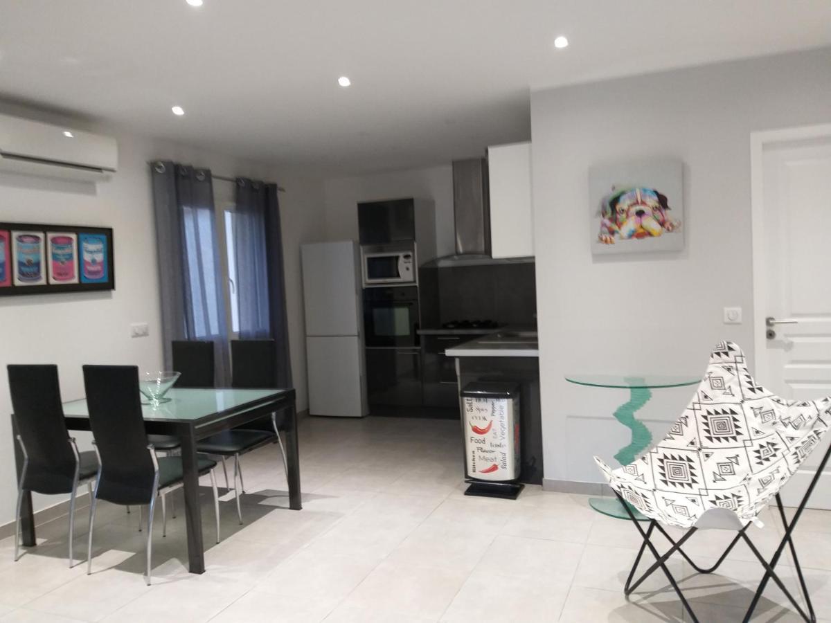 Elsanais Villa Фигари Екстериор снимка